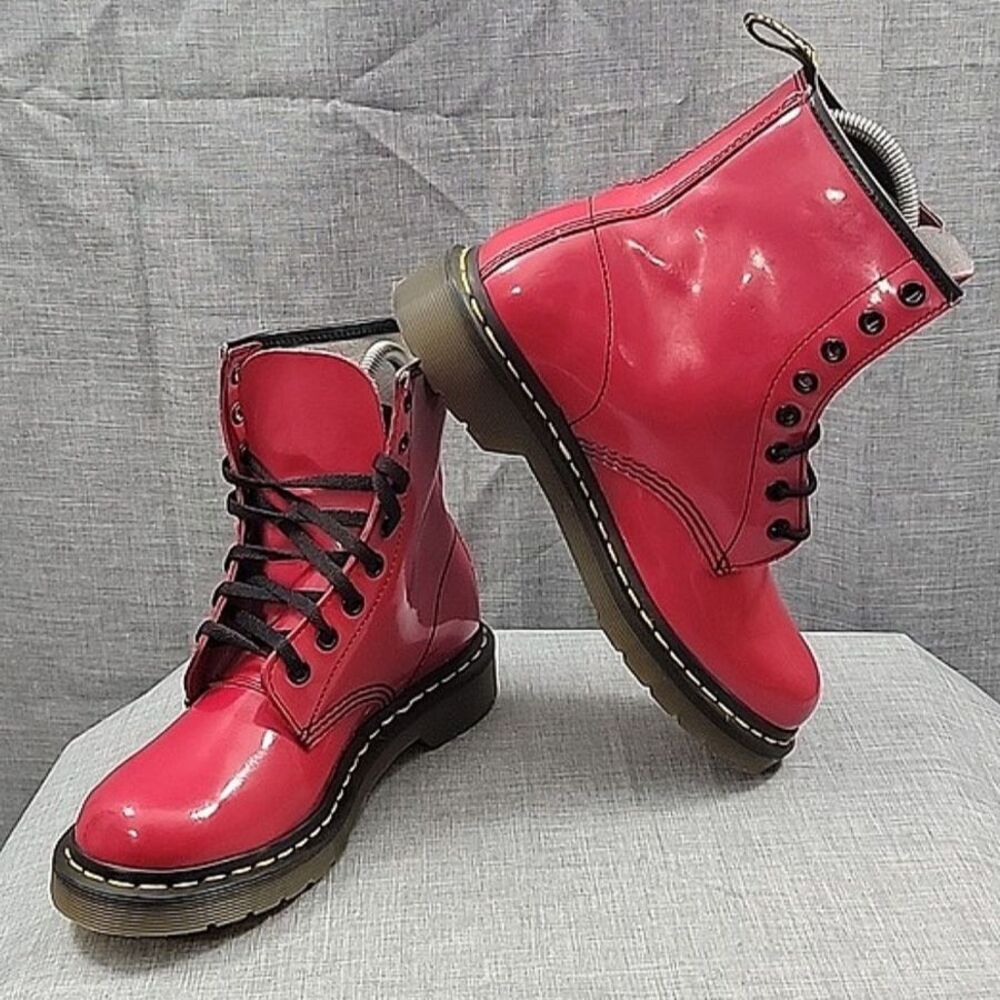 Dr. Martens 1460 Smooth Patent Leather Satchel Red / Pink Boots, Women's sz 7 US